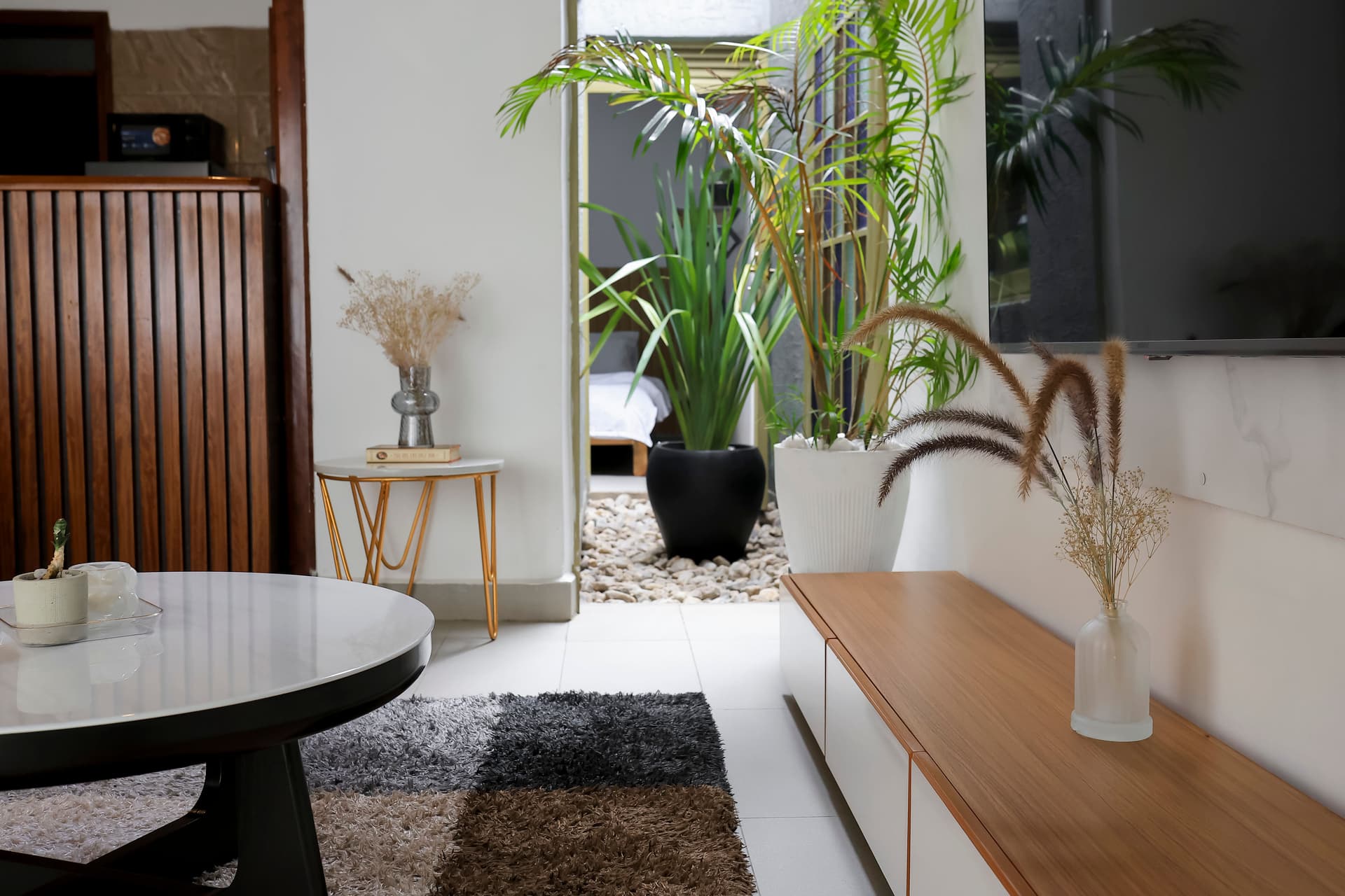 House 22 — A cozy retreat nestled in the heart of K